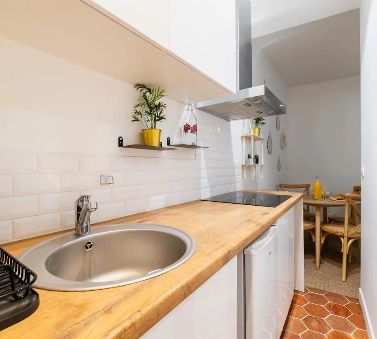 Jolie 2 Pieces 35M2 Bien Equipee 4P - Paris 20 - Flat-Guest Apartment 0*,  France
